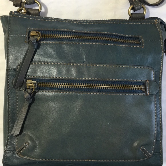 FOSSIL Purse - Picture 3 of 8